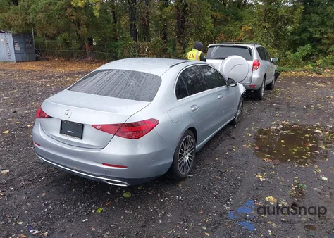 2022 Mercedes-Benz C 300 4Matic from USA, damaged, VIN W1KAF4HBXNR048338